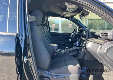 2025 Toyota 4Runner Sr5 z USA, uszkodzony, nr VIN JTEVA5BR8S5006206